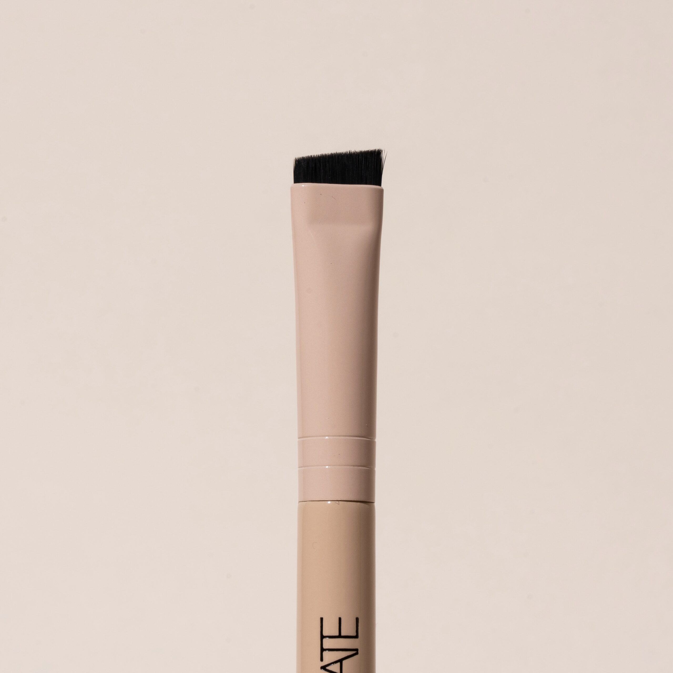 B’KATE ANGLED BRUSH