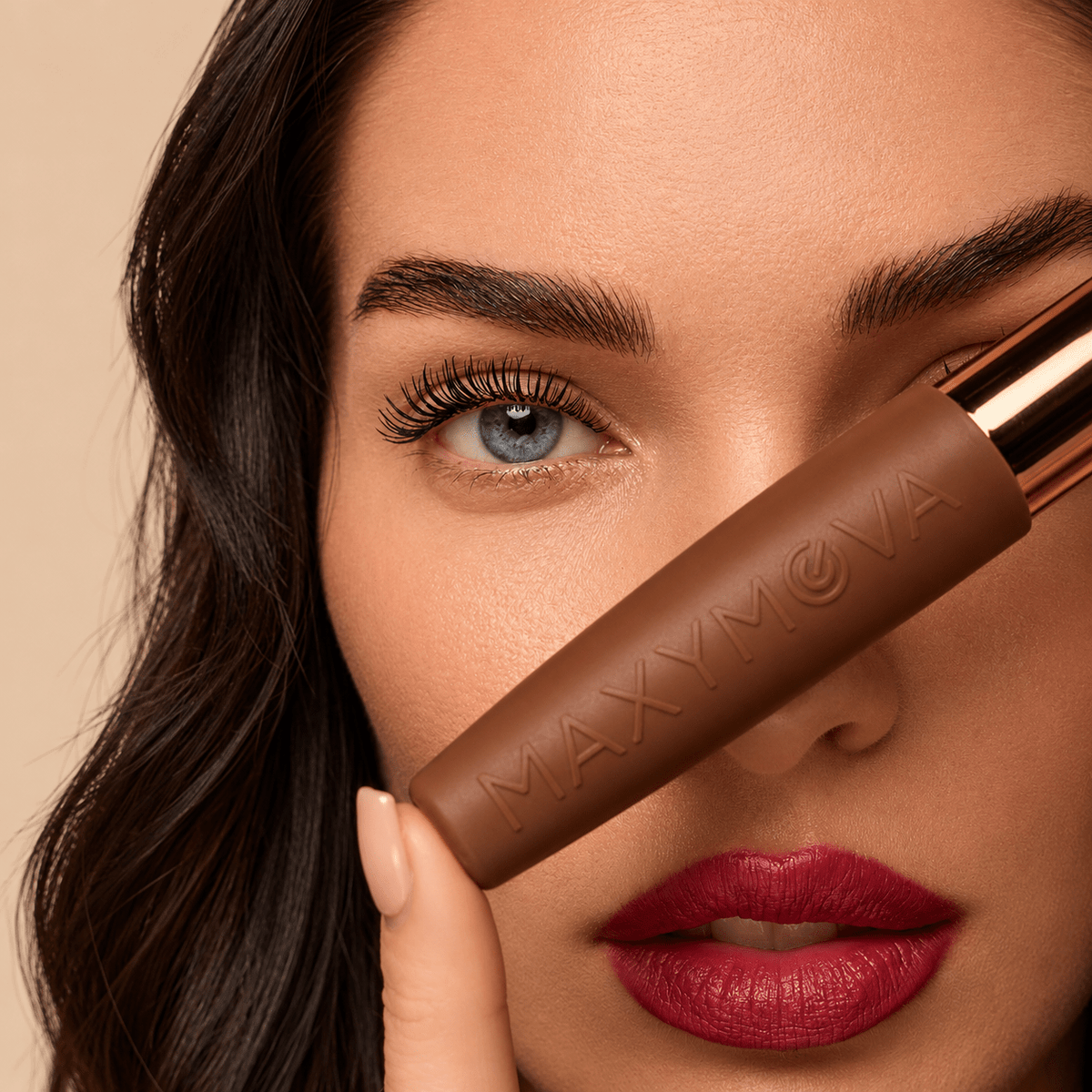MAXYMOVA Venice Night Mascara UAE | Ultra Black Lash Lift Effect Mascara 13 ml XL - photo 10